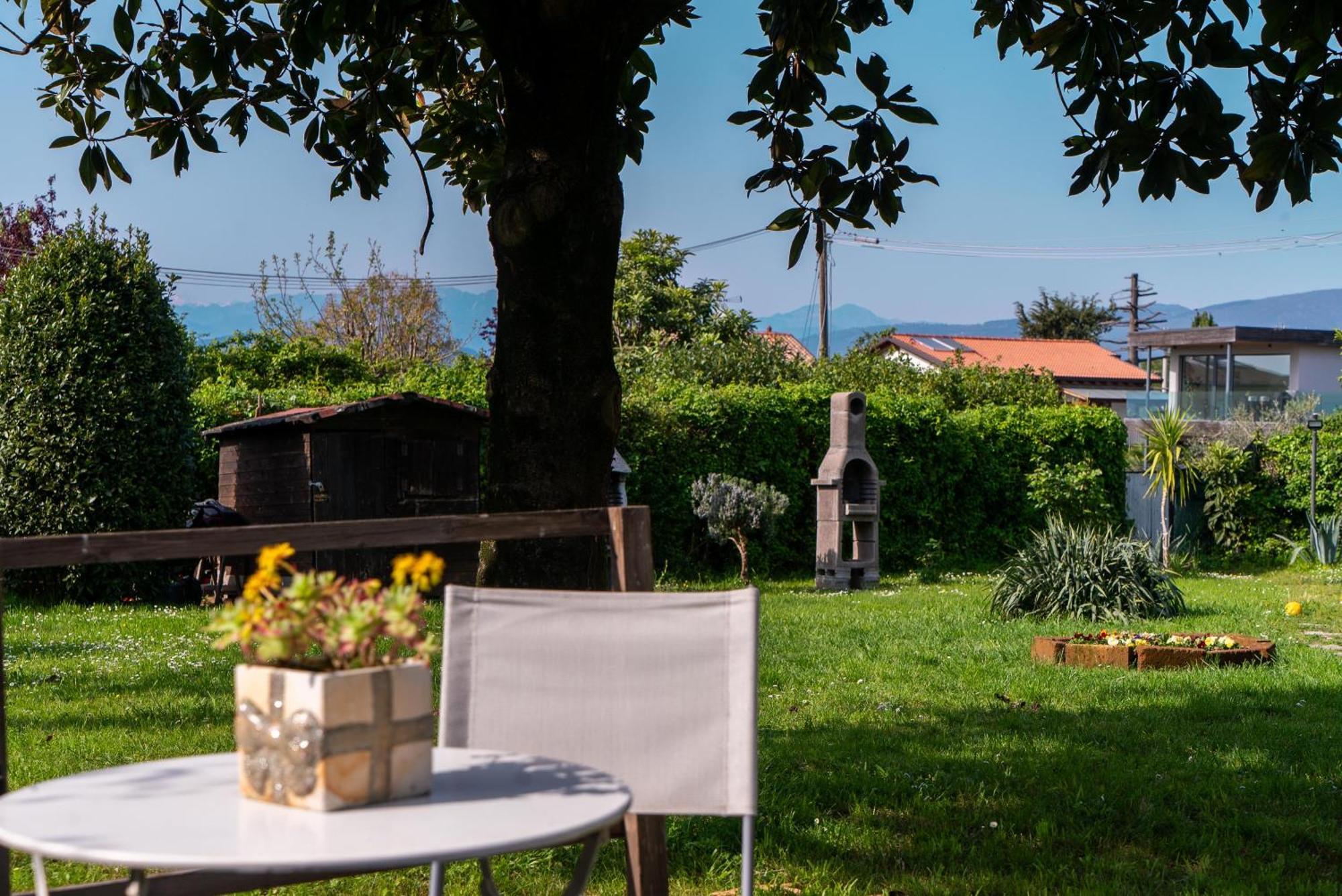 Villa La Magnolia - Private Beach Access, Garden, Views Lazise Exteriör bild